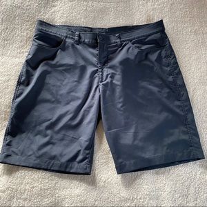 Under Armour men’s shorts - size 40